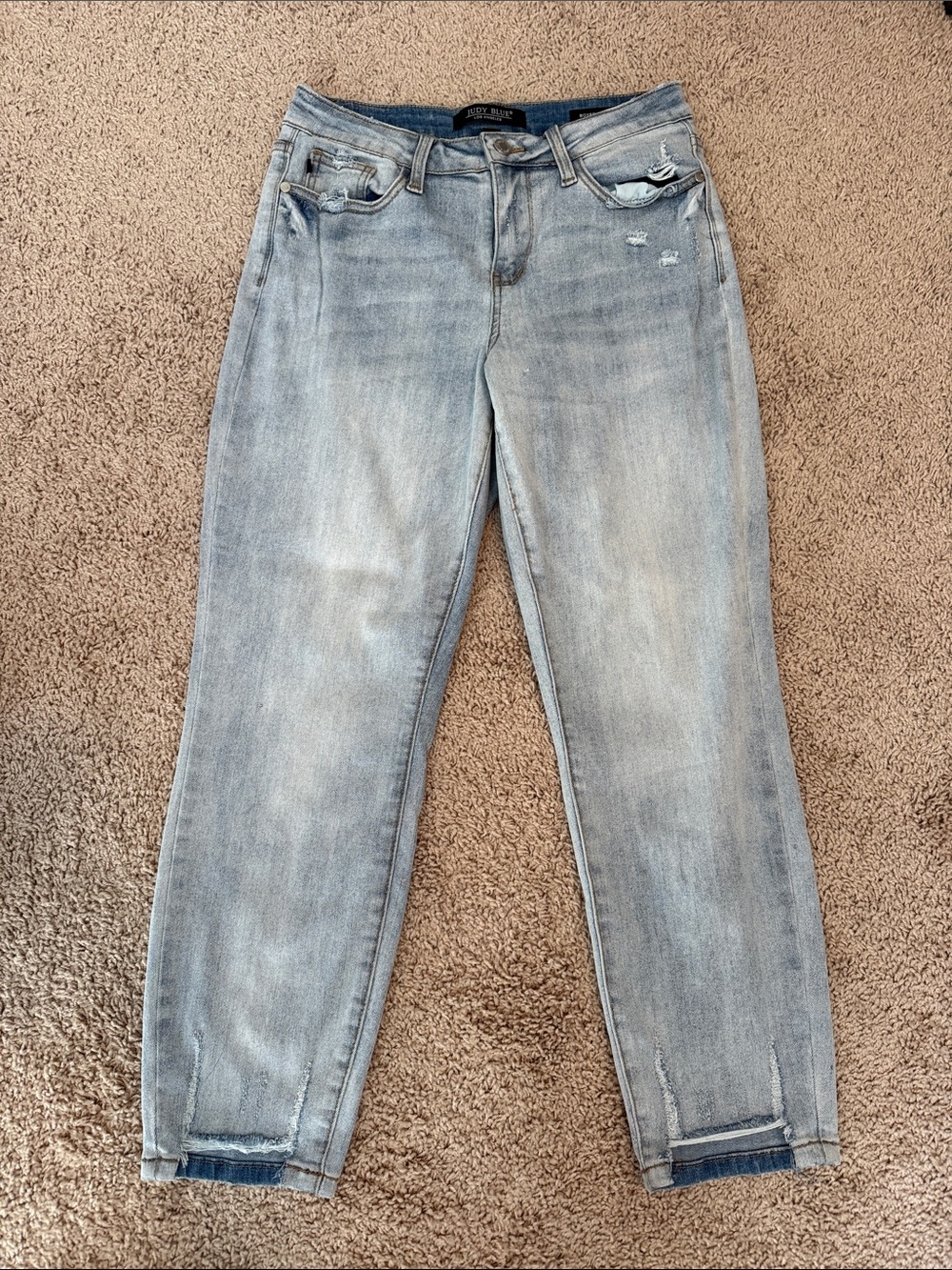 Judy Blue Light Wash Boyfriend Jeans
